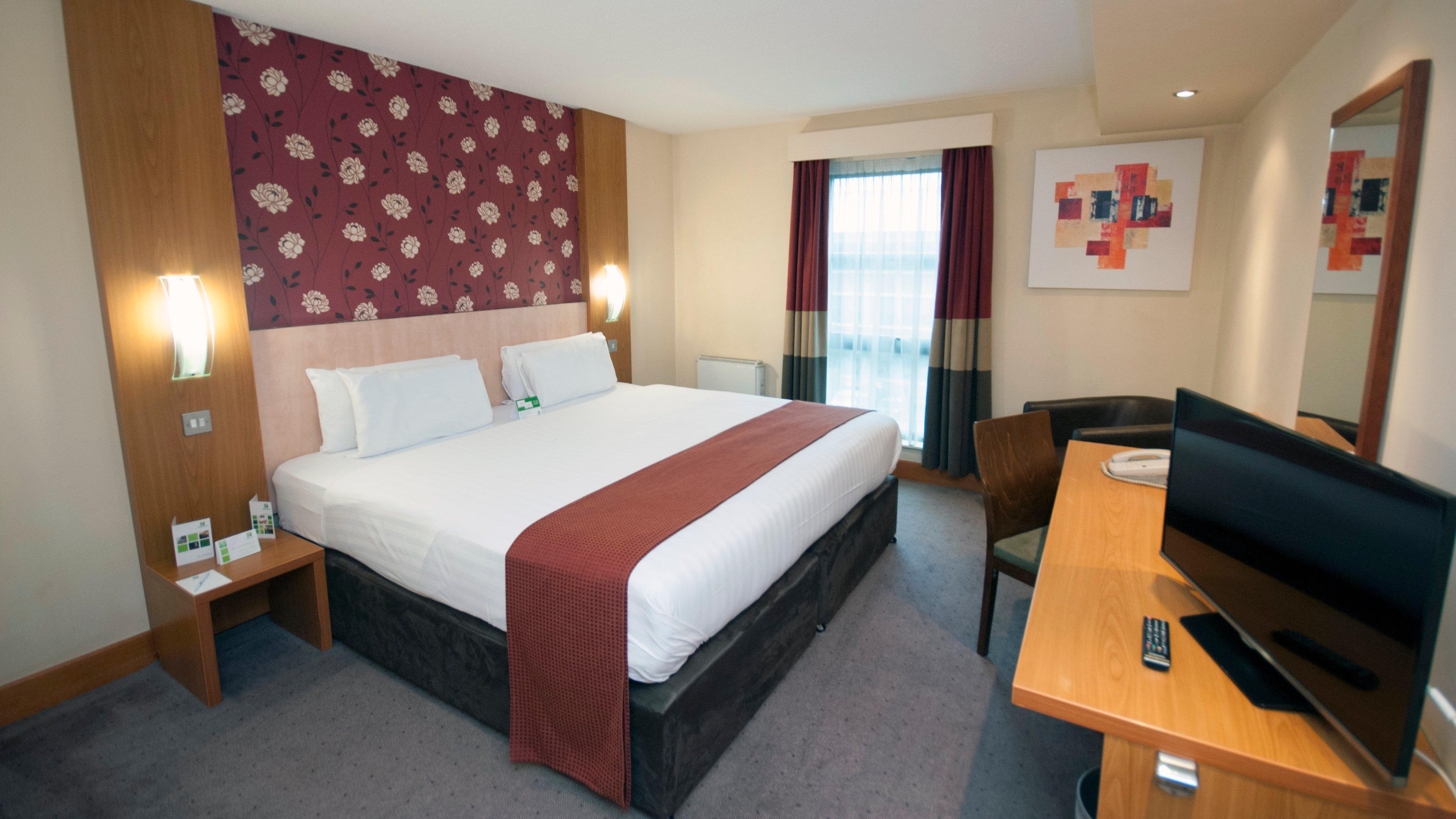 Holiday Inn Manchester - Central Park, An Ihg Hotel Exterior photo
