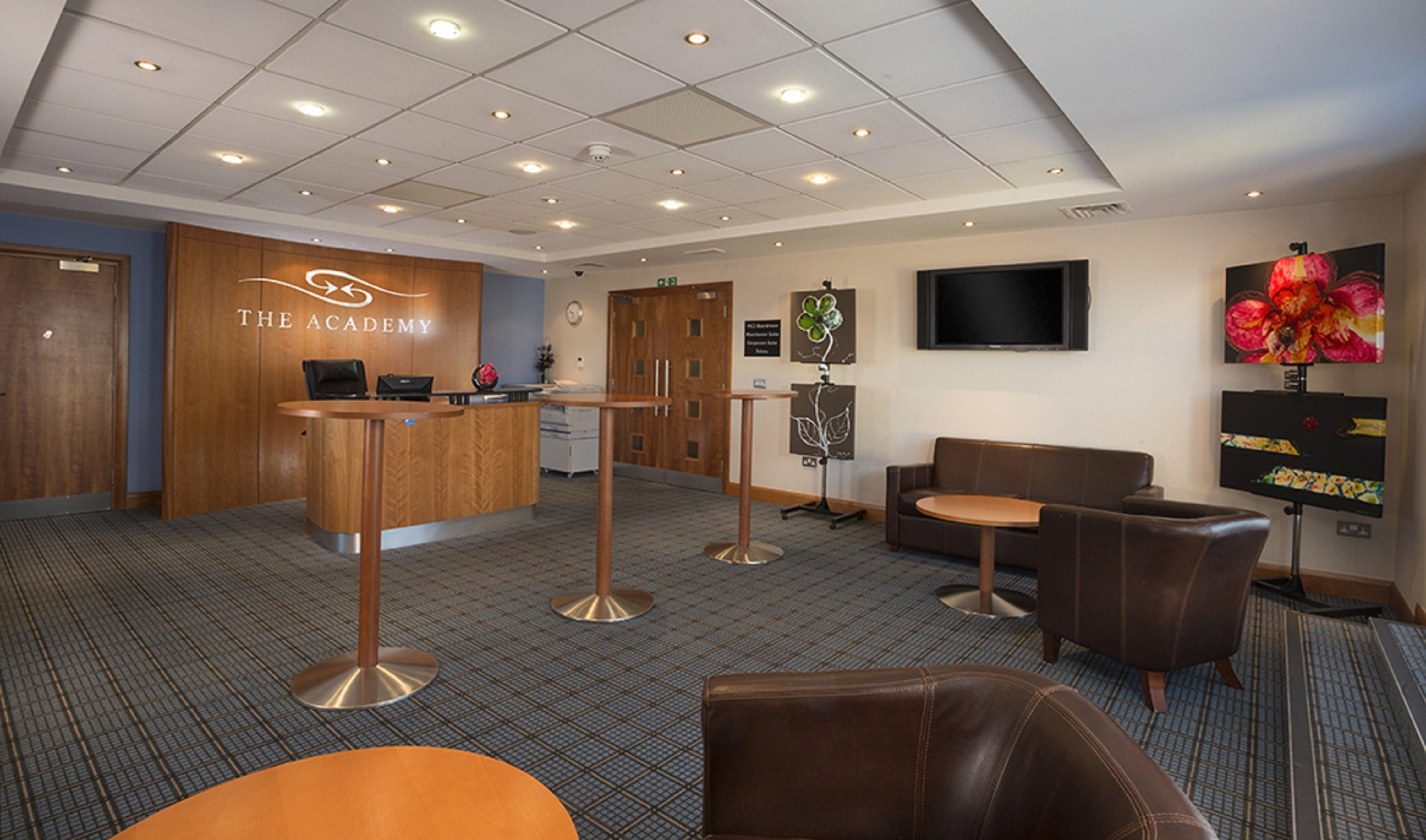 Holiday Inn Manchester - Central Park, An Ihg Hotel Exterior photo