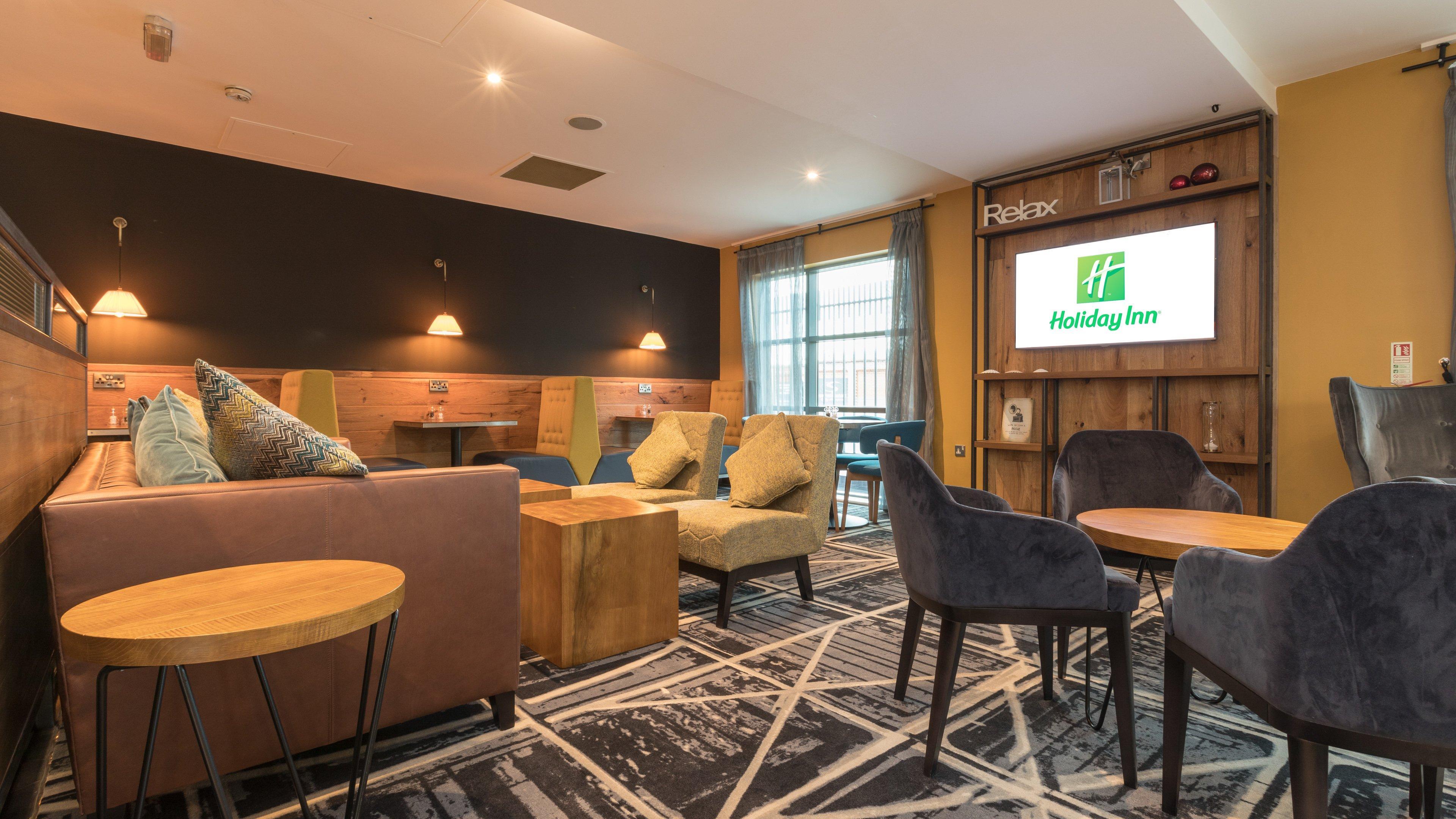 Holiday Inn Manchester - Central Park, An Ihg Hotel Exterior photo