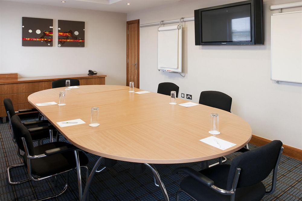 Holiday Inn Manchester - Central Park, An Ihg Hotel Facilities photo
